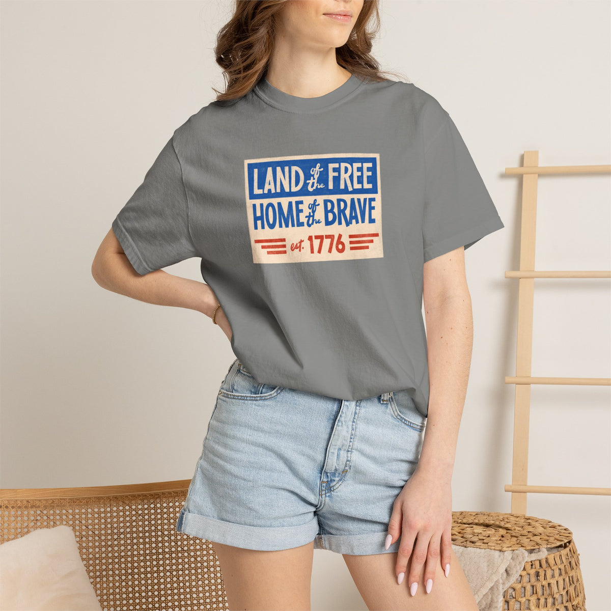 Unisex - Land of the Free Patriotic Tee