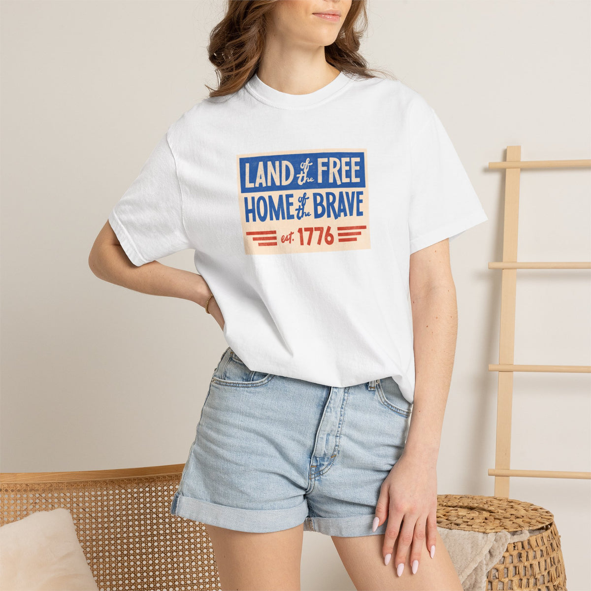 Unisex - Land of the Free Patriotic Tee